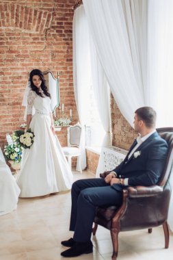 güzel ve genç gelin ve damat