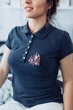  kadında rahat kıyafetler studio poz 