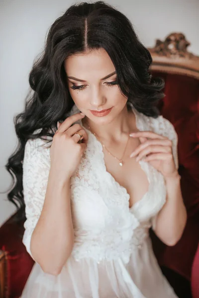 Belle Jeune Mariée Chemise Nuit Avant Mariage Maison — Photo