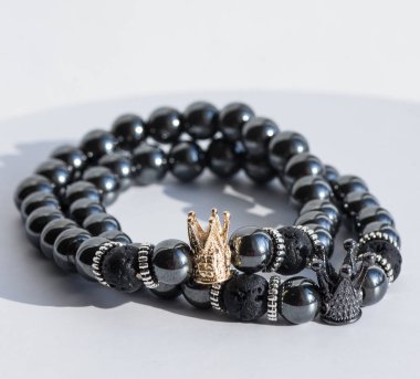 Kadınlar için renkli bilezikler, kadın aksesuarları.