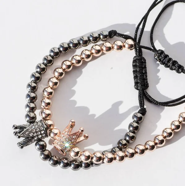 Sluiten Van Gekleurde Armbanden Voor Vrouw Vrouwelijke Accessoires — Stockfoto