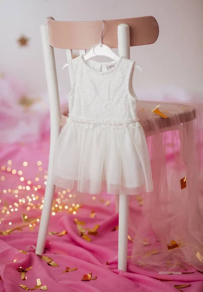 Vestido Criança Cabide Roupa Vestido Para Primeiro Aniversário Uma Menina — Fotografia de Stock