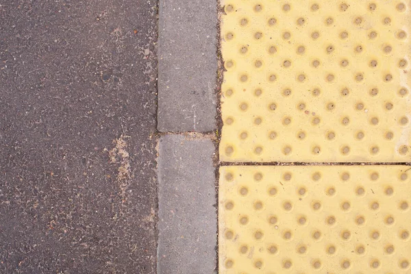 Bright Yellow Tactile Paving Visually Impaired Sidewalk — Stock Photo, Image