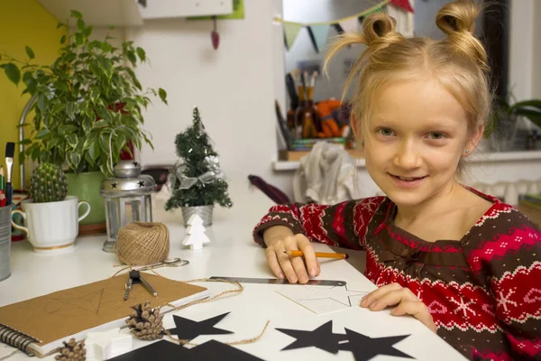 Creación Decoraciones navideñas — Foto de Stock