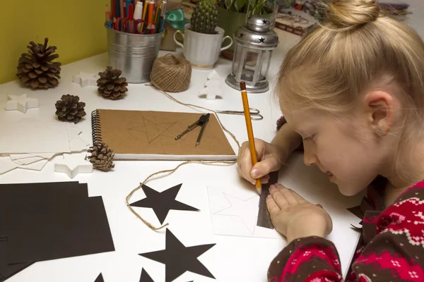 Creación Decoraciones navideñas — Foto de Stock