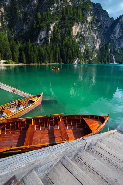 Lago di Braies — Fotografia de Stock