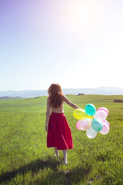 Meisje met ballon — Stockfoto