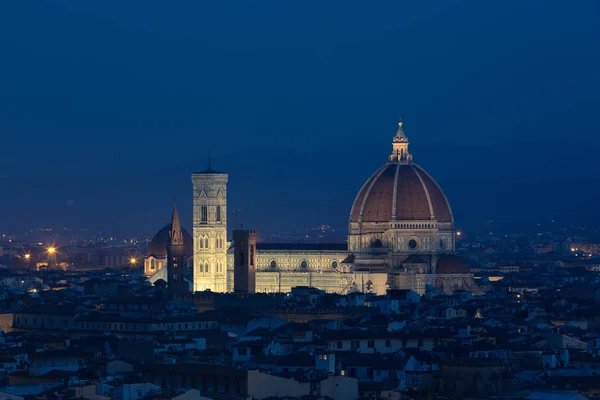Ve Florencii v noci — Stock fotografie