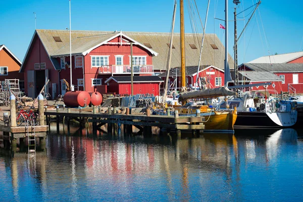 Hafen mit Fischerbooten im Norden Dänemarks — Stockfoto