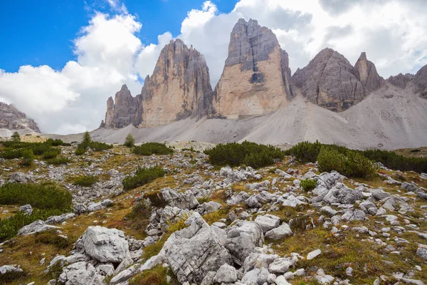 Paisaje de montaña en los Dolomitas —  Fotos de Stock