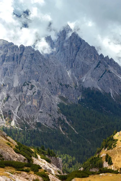 Horská krajina v Dolomitech — Stock fotografie