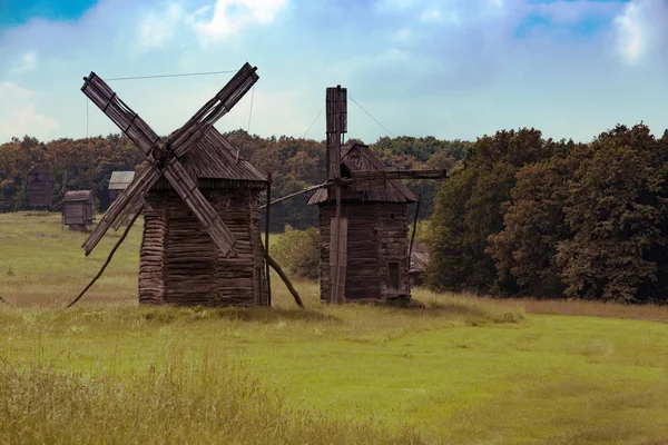 Młyny w Muzeum Pirogovo — Zdjęcie stockowe