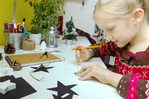 Creación Decoraciones navideñas — Foto de Stock