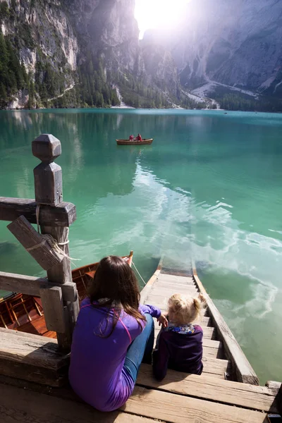Jezioro braies — Zdjęcie stockowe