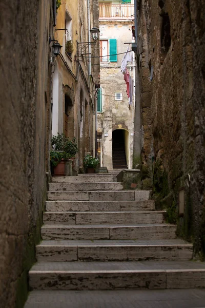 Calle casco antiguo Pitigliano — Foto de Stock