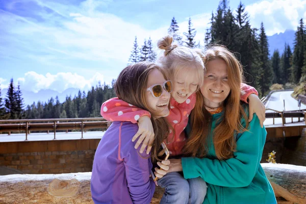 Family at the Dolomites — Stock Photo, Image