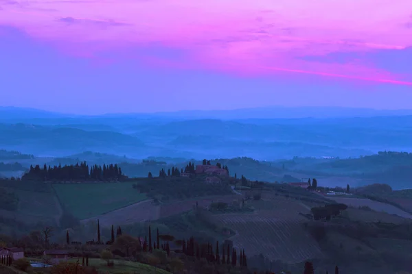 Ködös reggel a Toscana — Stock Fotó