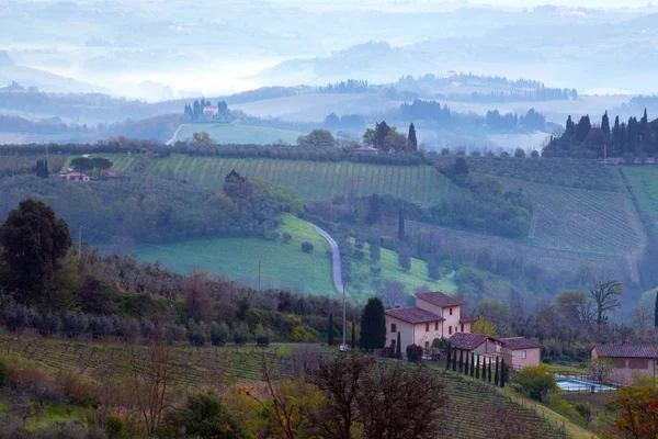 Paisagem típica toscana — Fotografia de Stock