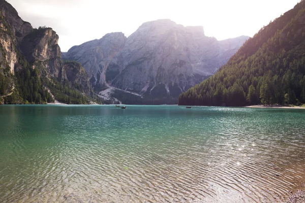 Lago di braies — Foto de Stock