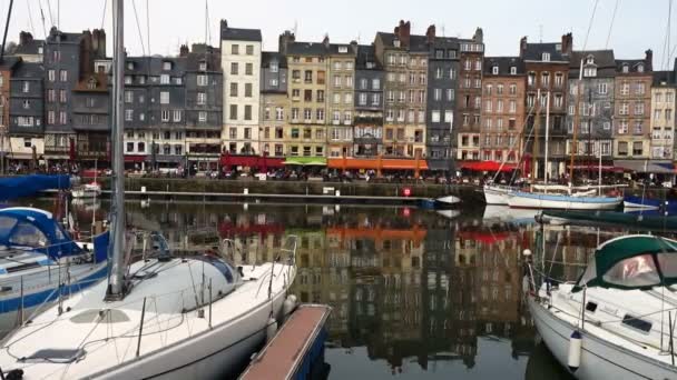 Honfleur Kikötőjétől Egy Szép Nap Normandia Franciaország — Stock videók