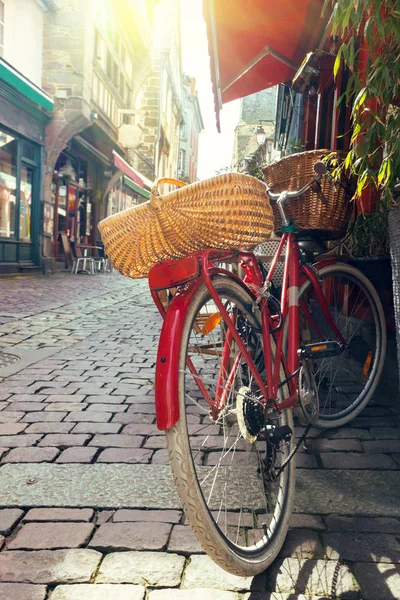 Vélo rétro rouge — Photo