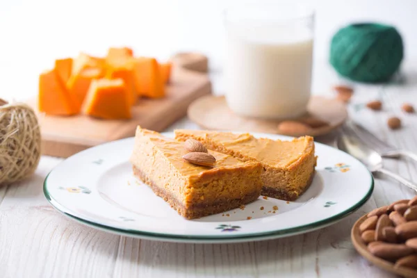 Pastel de queso de calabaza apetitoso — Foto de Stock