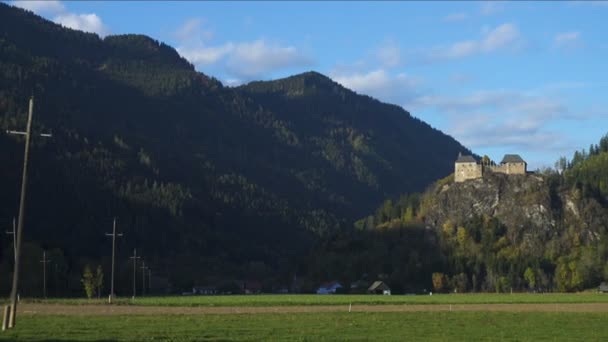 Beautiful Austrian Valley Ancient Castle Ruins Hill Bright Autumn Day — Stock Video