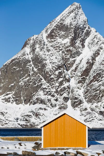 Traditional norwegian wooden house rorbu — Stock Photo, Image