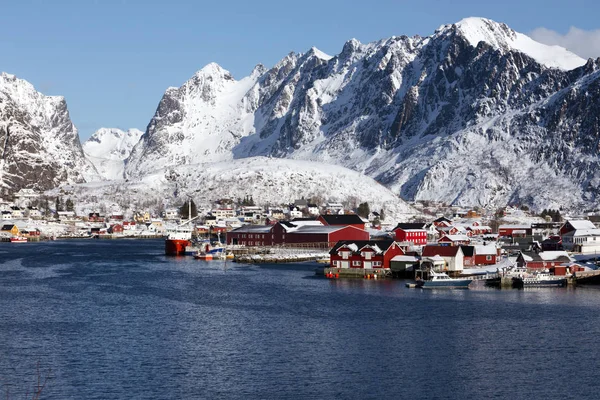 Prachtig uitzicht op de stad reine — Stockfoto