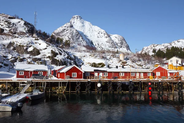 Traditional norwegian wooden house rorbu — Stock Photo, Image