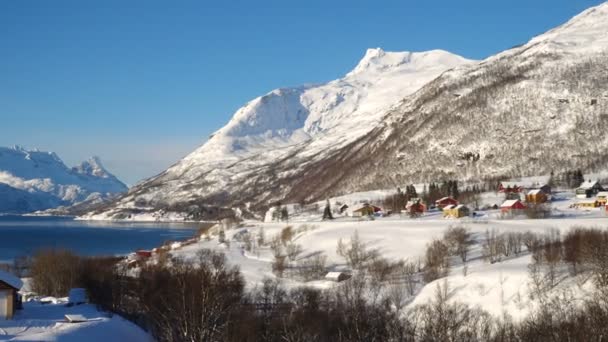 노르웨이 로포텐 군도의 해안가에 유명한 — 비디오