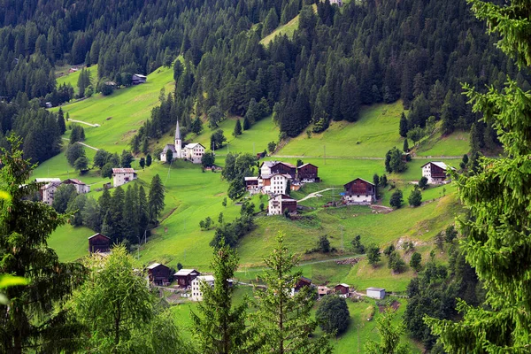 View of a small Italian village — Stock Photo, Image