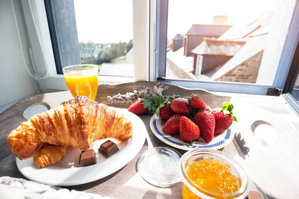 Lezzetli Fransız Kahvaltı — Stok fotoğraf