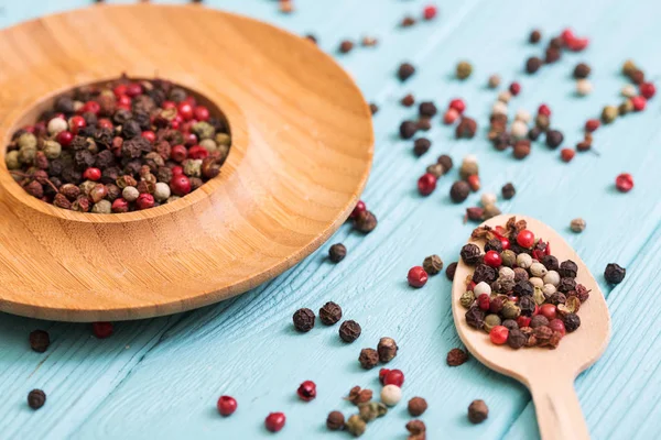 Ervas aromáticas e especiarias — Fotografia de Stock