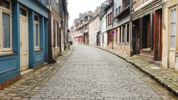 Онфлер Франція Квітня 2018 Видом Порожній Красиві Вулиці Старі Традиційні — стокове відео