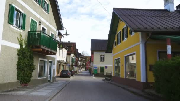 Bad Goisern Austria Октября 2019 Года Пустые Улицы Маленького Австрийского — стоковое видео