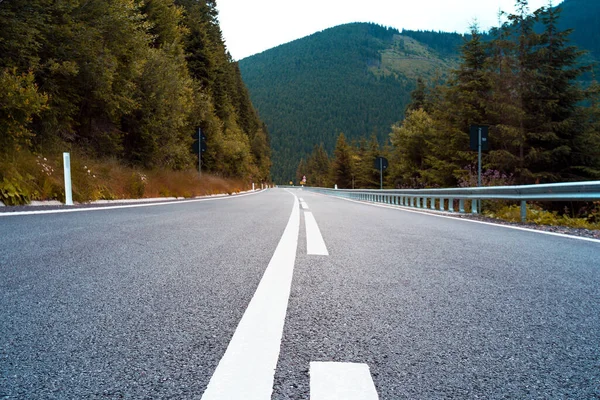 Roadtrip Krásná Krajina Výhled Horskou Cestu Rumunsko — Stock fotografie