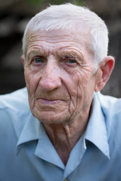 Portrait Senior Man Close Outdoo — Stock Photo, Image