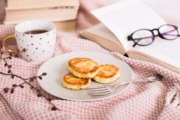 Leckere Quark Pfannkuchen Zum Frühstück — Stockfoto