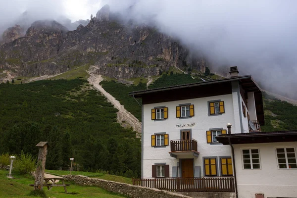 Schöne Landschaft Rifugio Hoch Oben Den Dolomiten — Stockfoto