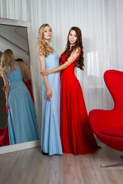 Kadınlar arasındaki ilişki