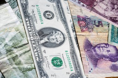 Amerikan Doları ve küçük banknottan Çin yuan