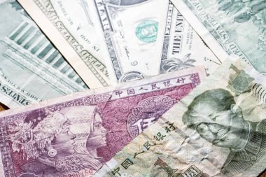 Amerikan Doları ve küçük banknottan Çin yuan