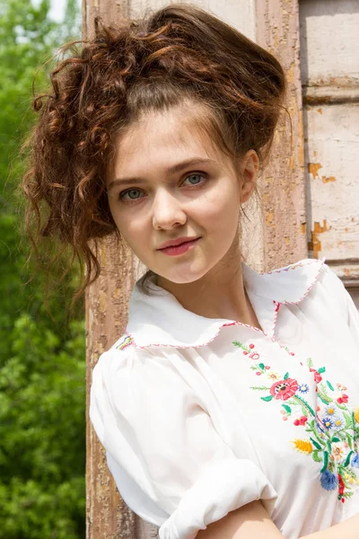 Emotional Young Girl White Shirt — Stock Photo, Image