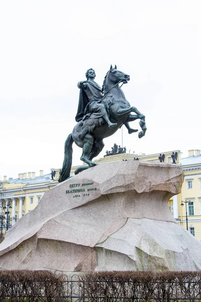 Monumento Zar Pedro Plaza Del Senado San Petersburgo —  Fotos de Stock