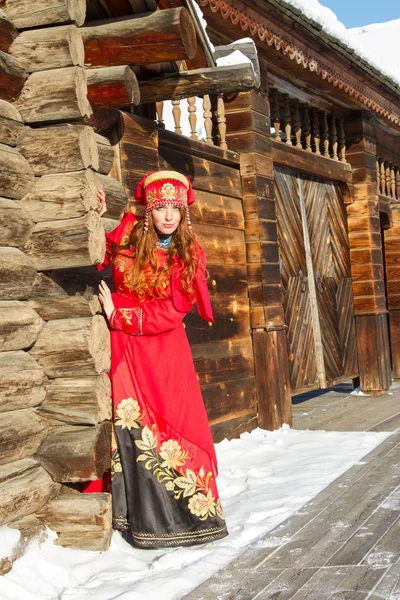 Red Haired Girl Old National Costume Background Wooden Houses — Stock Photo, Image