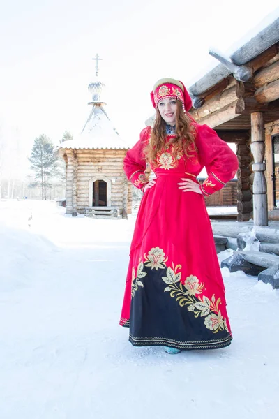 Red Haired Girl Old National Costume Background Wooden Houses — 스톡 사진