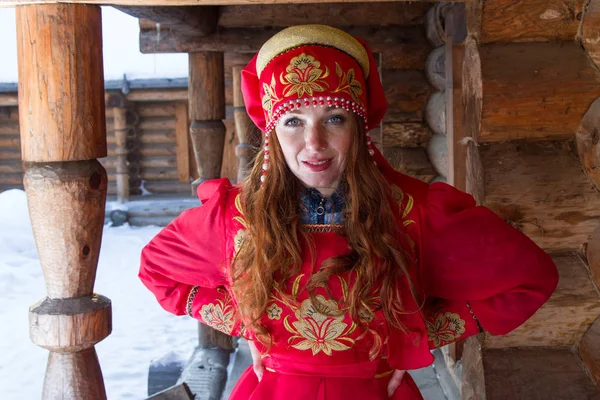 Red Haired Girl Old National Costume Background Wooden Houses — 스톡 사진