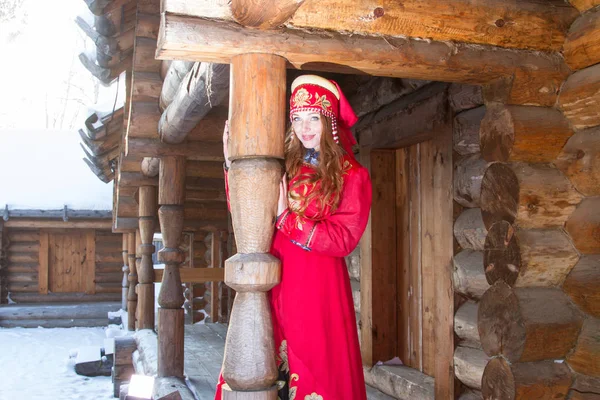 Young Girl Old National Russian Costume Background Wooden House — 스톡 사진