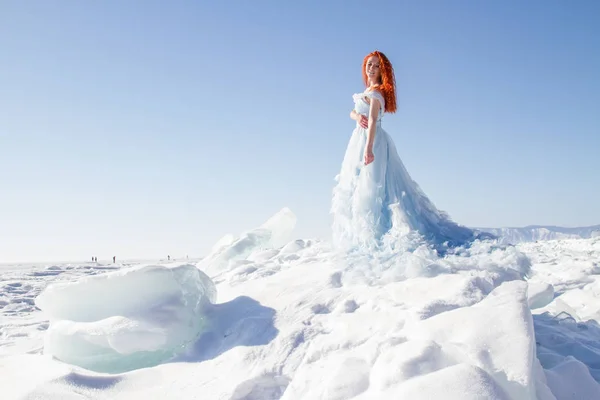Slender Young Girl Long Evening Dress Ice Lake Baikal — Stock Photo, Image